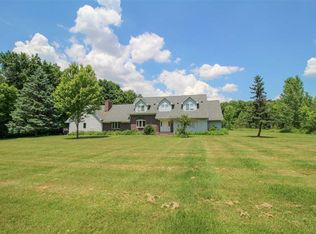 10074 Hill Rd, Swartz Creek, MI 48473