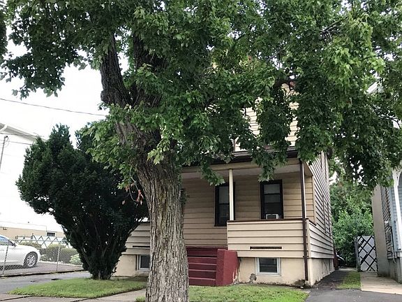 3rd image of 88 Gless Ave