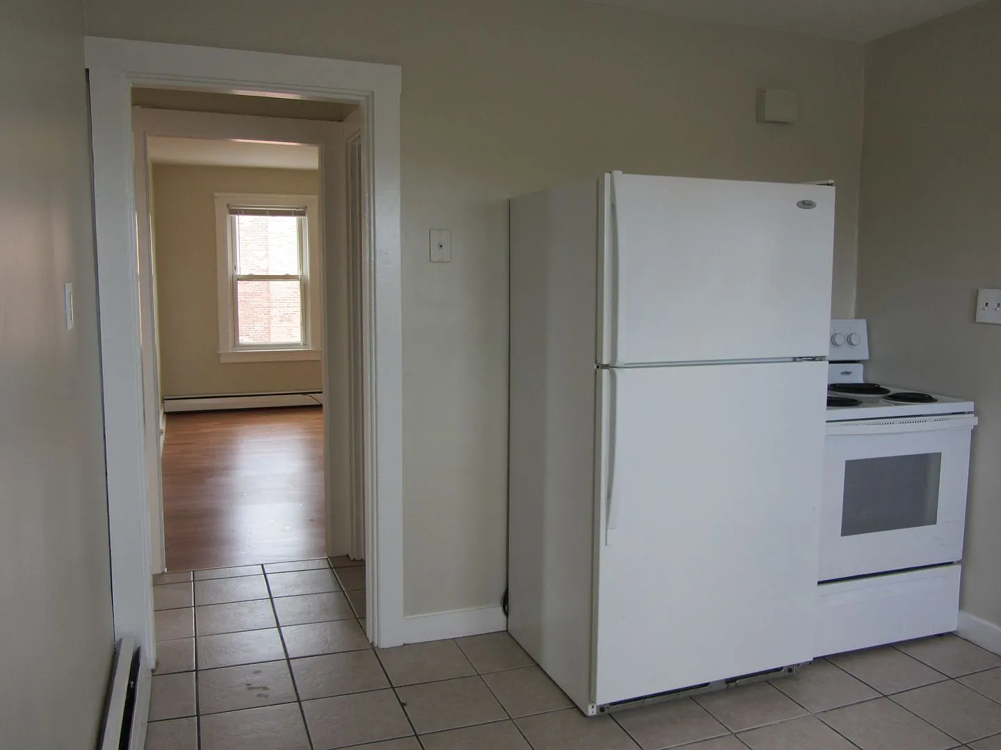 13 Bacon St — Photo 2