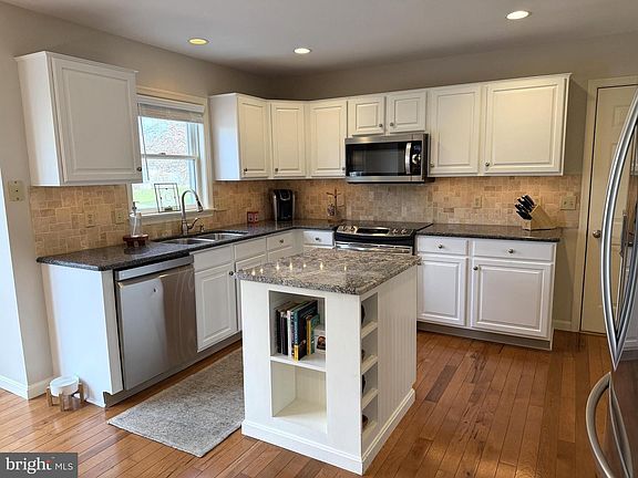 5th image of 2357 Autumnwood Dr