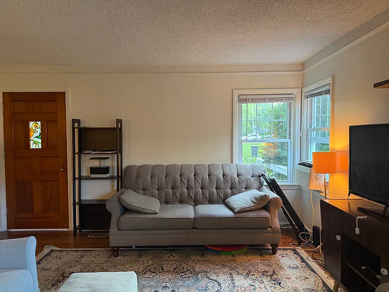 15422 Fairfield St — Photo 5