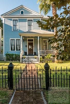1st image of 2608 Ursuline