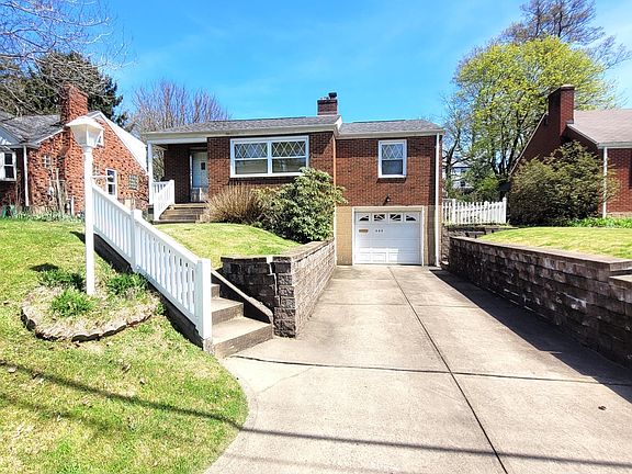 3rd image of 904 Jefferson Dr