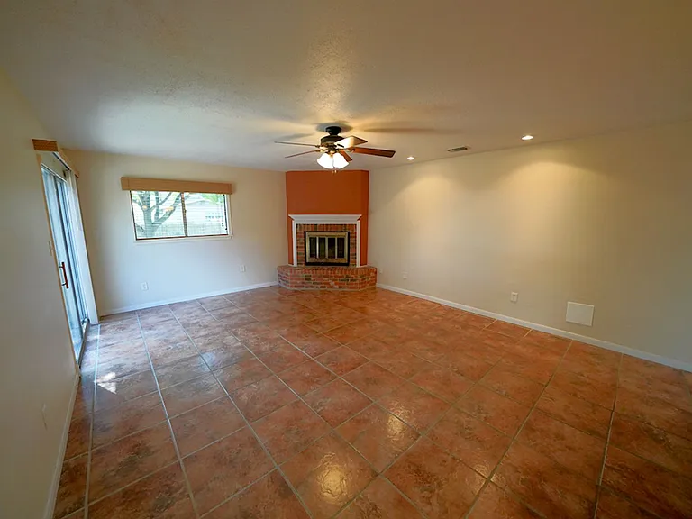 9802 La Rue St — Photo 14