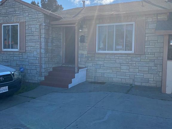 3rd image of 825 6th Ave
