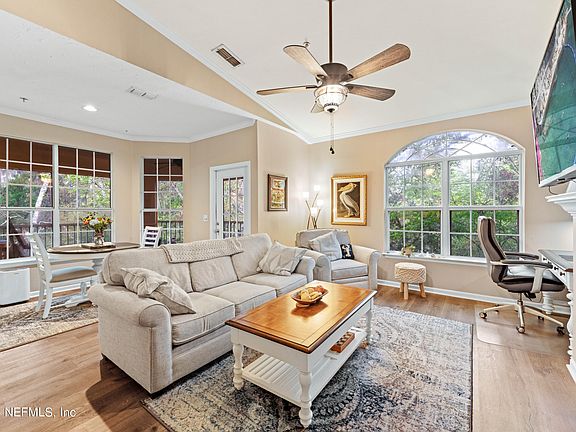 2nd image of 180 VERACRUZ Drive #233