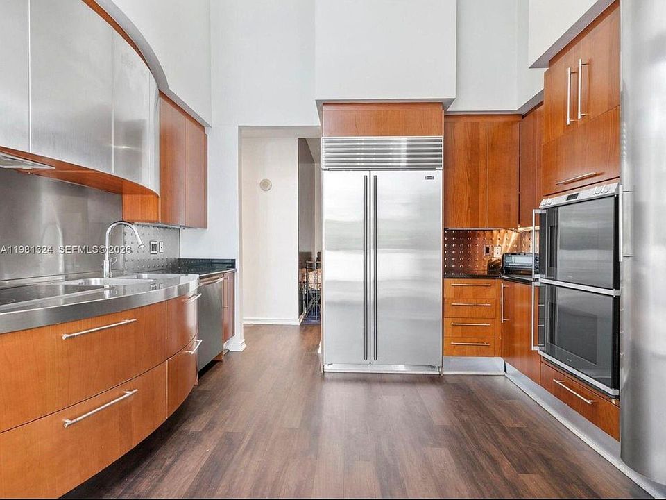1st image of 18101 Collins Ave Floor 401-33