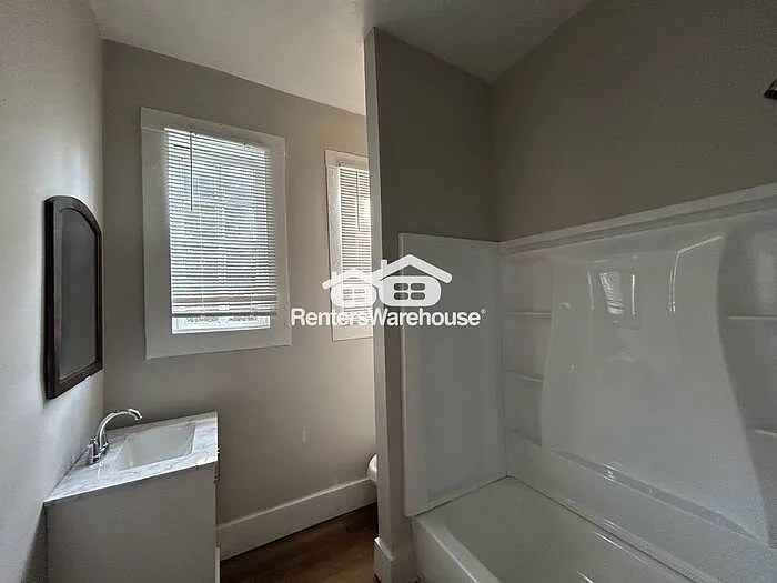 5621 Court H — Photo 9