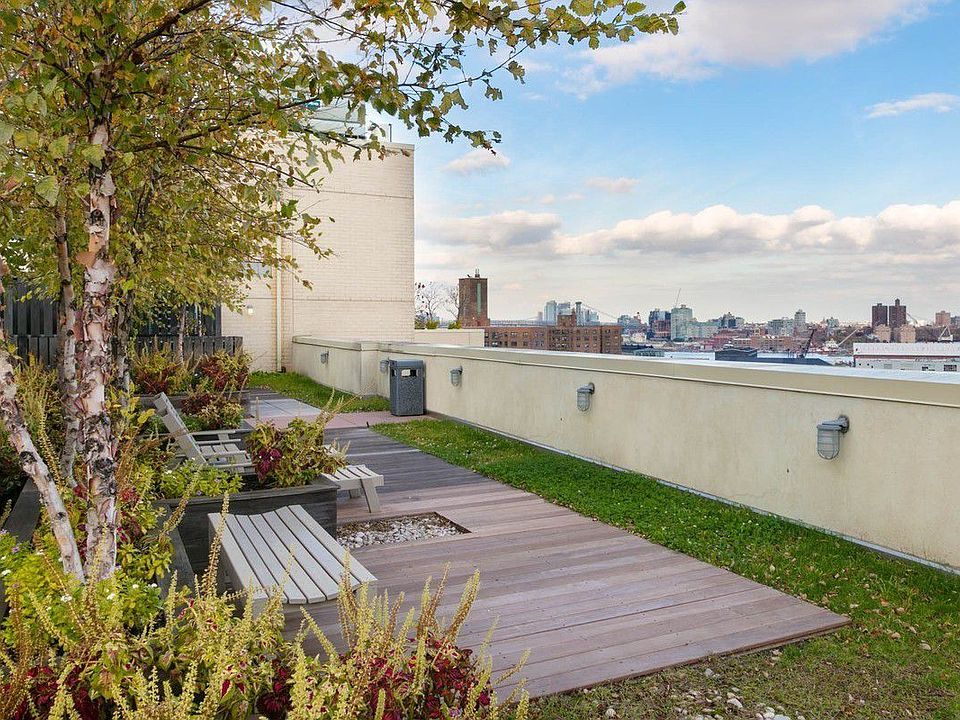 1st image of 257 Gold St APT 11t