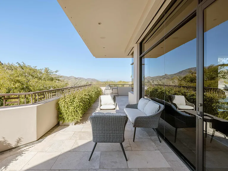 7451 N Las Brisas Ln — Photo 27