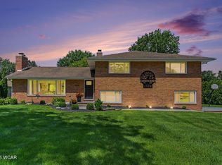 1518 Fairway Dr, Lima, OH 45805