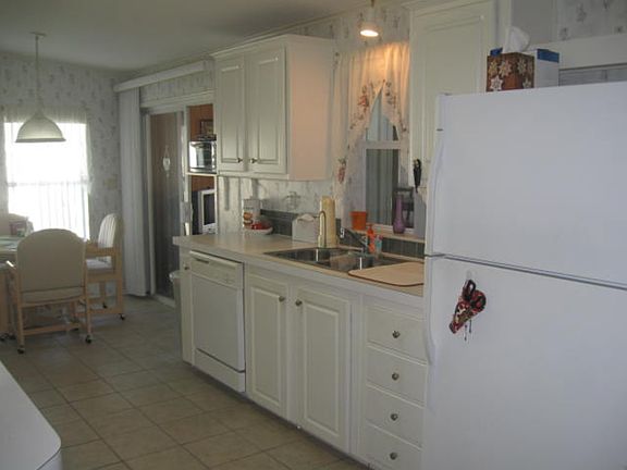 5th image of 10620 SW 27th Ave Lot 11L