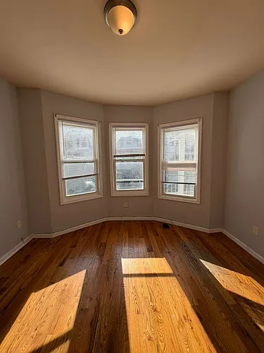 166 Wilkinson Ave Photo 1