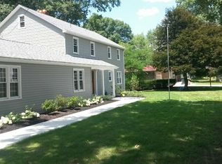 330 Montridge Dr, Canfield, OH 44406