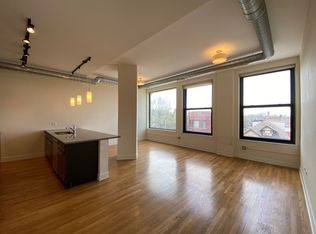 2776 N Milwaukee Ave #228, Chicago, IL 60647