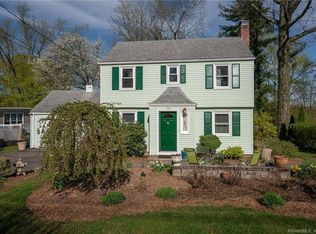 234 Ridgewood Rd, West Hartford, CT 06107