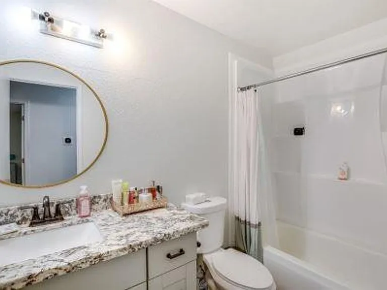 4901 Travertine Cir — Photo 11