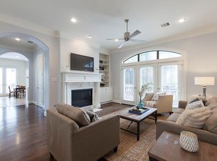 4520 Eigel St, Houston, TX 77007