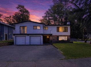 8864 Ursus Cres, Surrey, BC V3V 6L4