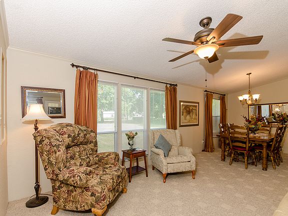 2nd image of 310 Knights Cir