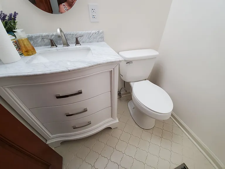 225 Woodglen Dr — Photo 19