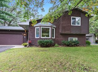 1583 106th Ave NW, Coon Rapids, MN 55433