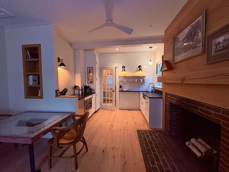 15 Lexington Rd #15 — Photo 7