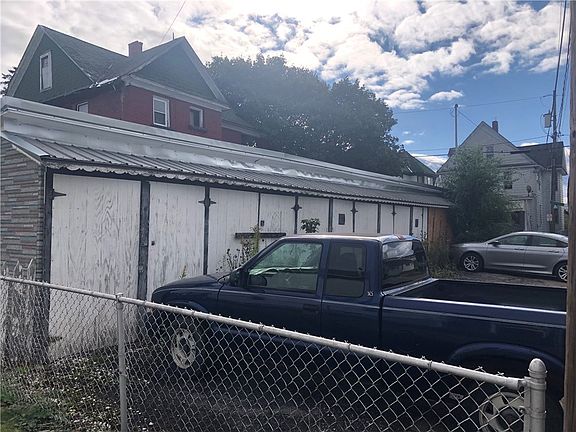 2nd image of 112 Myrtle Ave