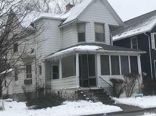 610 Melrose Ct, Clinton, IA 52732