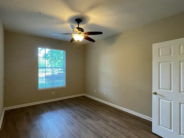 7801 Point Meadows Dr #1102 — Photo 12