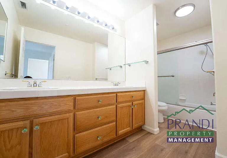 82 Arnold Dr — Photo 17