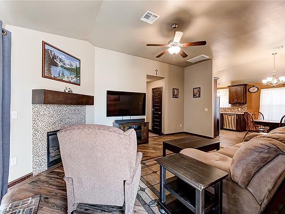 5th image of 9016 NW 93rd Cir