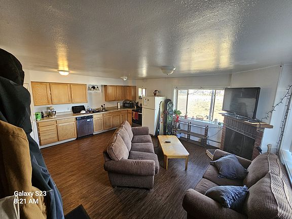 5th image of 101 Norgren Rd APT 2