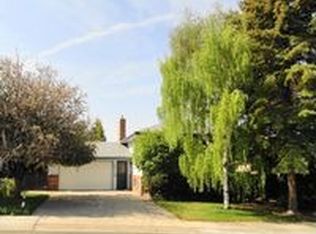 1614 W Hill Rd, Laramie, WY 82072