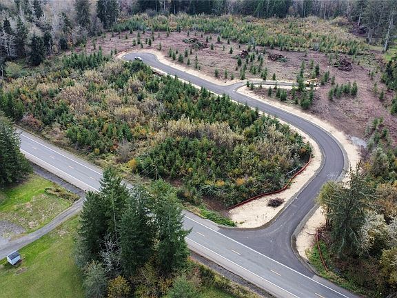 2nd image of 28 Avery Road