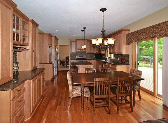 5th image of 4683 Parkridge Dr