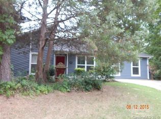 6026 Hollyberry Dr, Charlotte, NC 28227