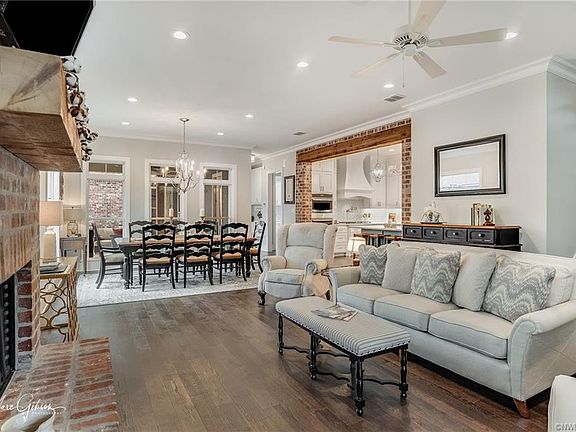 3rd image of 1907 Copper Lily Ln