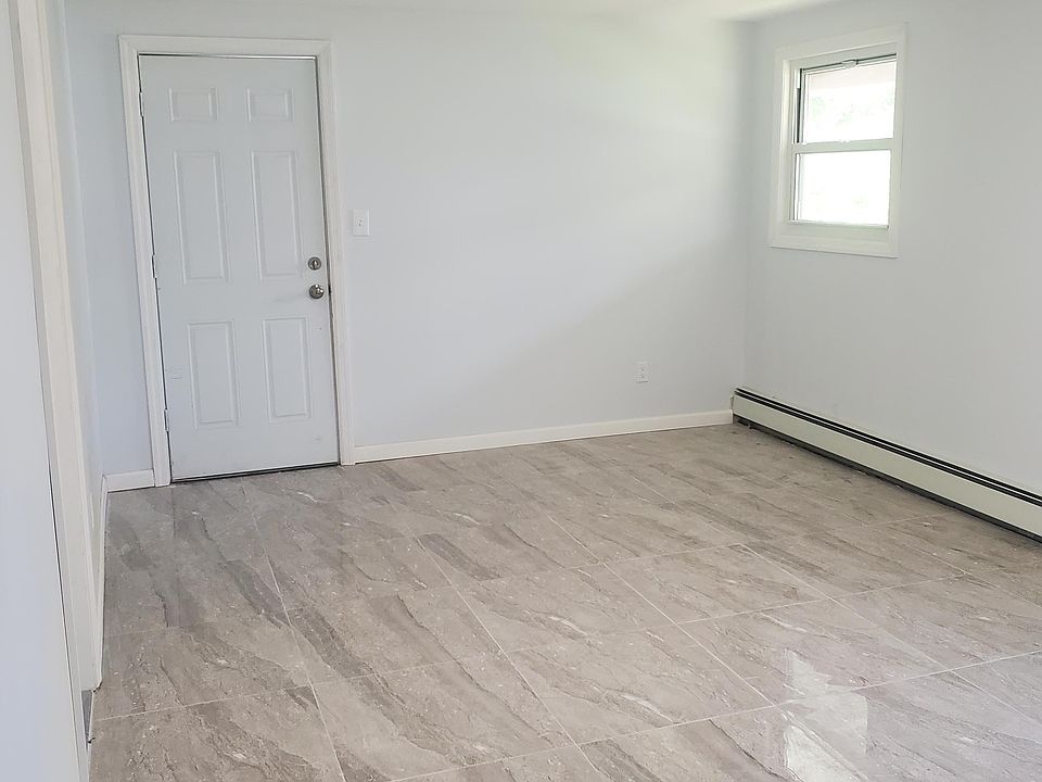 1st image of 114 Kingston Ave