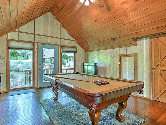 5th image of 204 Woodland Cir