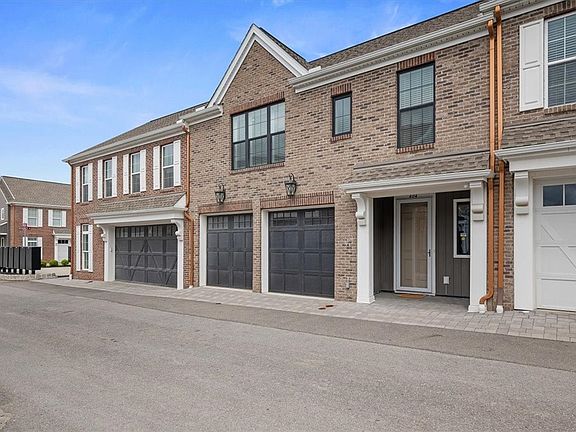 2nd image of 404 Roebling Ct