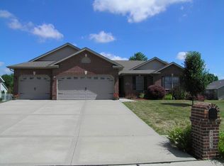 243 Sunnybrooke, Troy, IL 62294