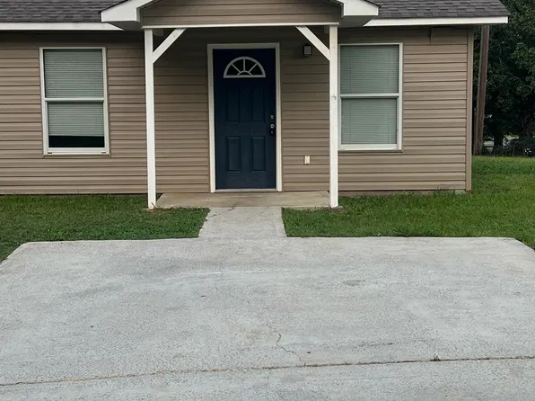 715 Old Dora Rd #B, Sumiton, AL 35148