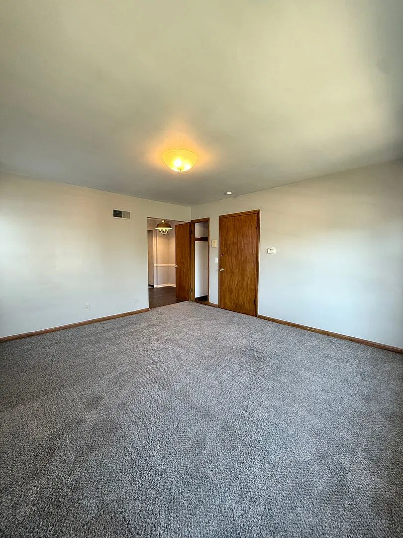 220 N 32nd Ave Apartments — Photo 1