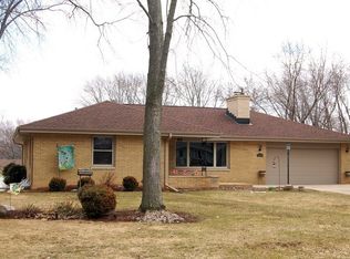 4460 N 147th St, Brookfield, WI 53005