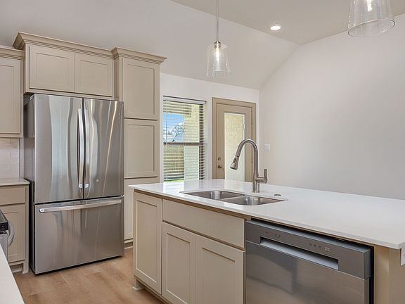 4th image of 3195 Dogwood Park Ct