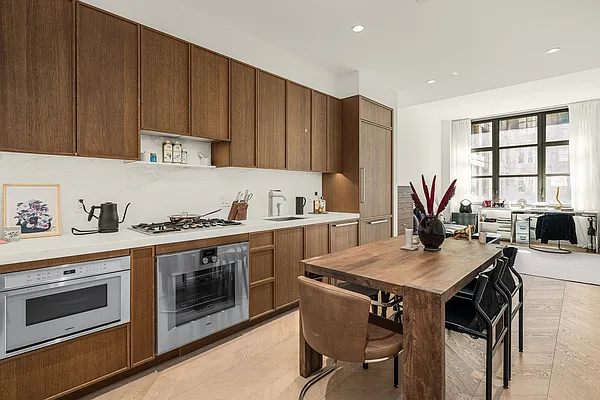 Rented by Compass | media 14