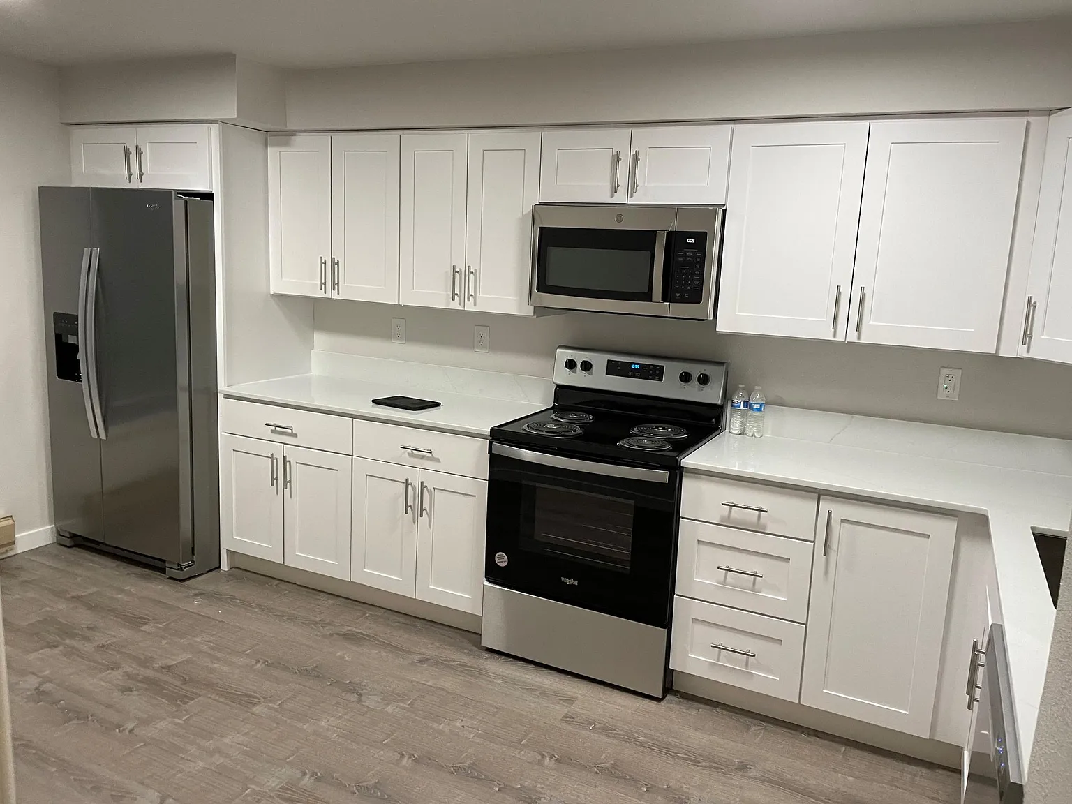 1 bed, 914 sqft, $1,695 — Photo 3