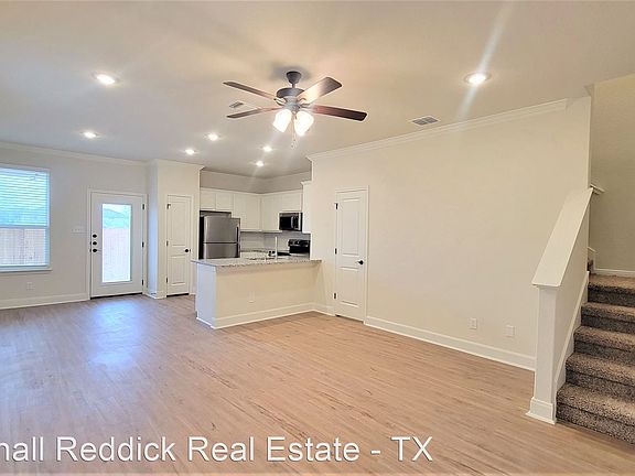 3rd image of 10310 W Lynwood Ave #102