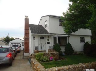 63 Myers Ave, Hicksville, NY 11801